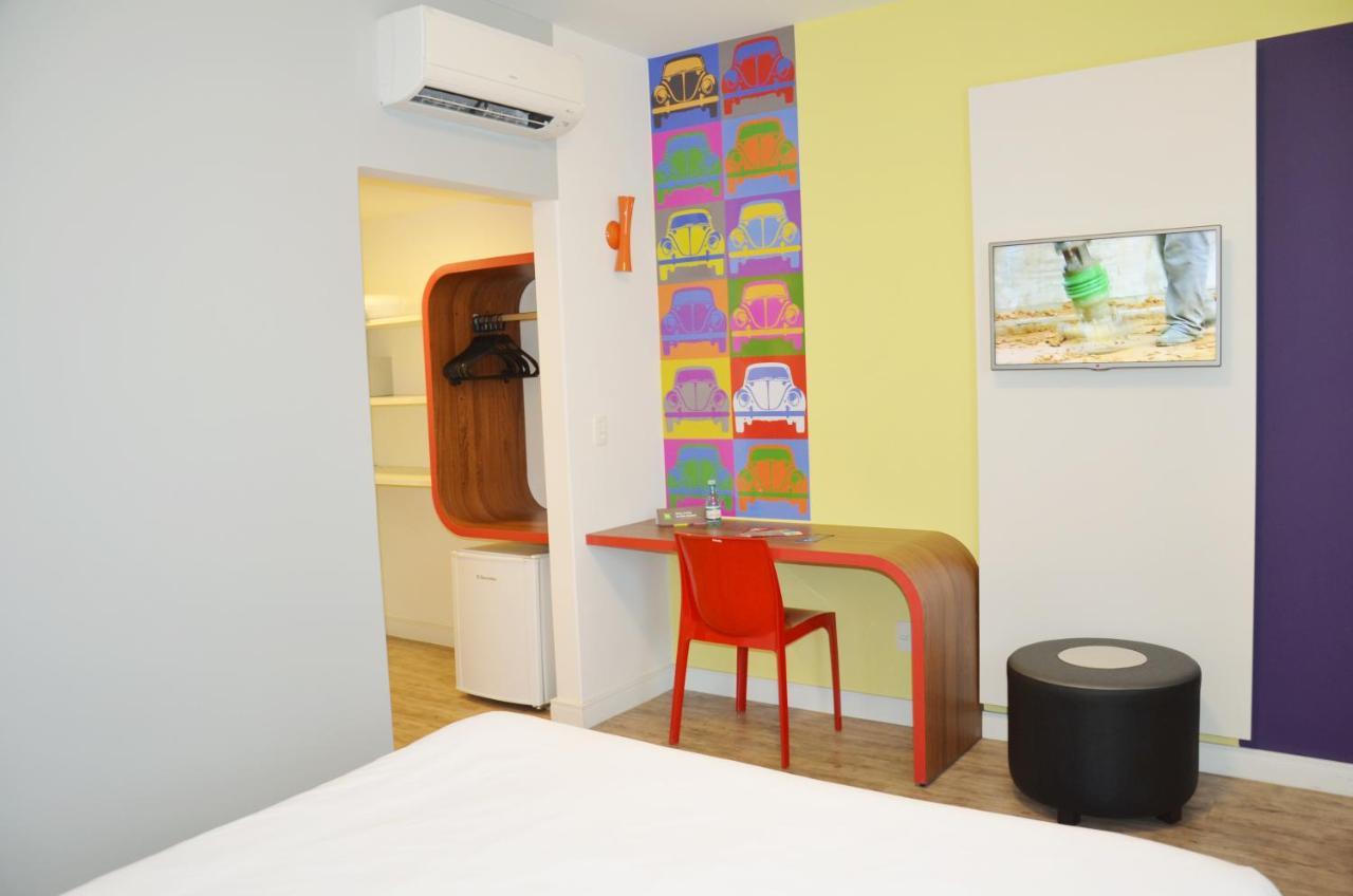 ホテル Ibis Styles Balneario Camboriu - 1 Quadra Do Mar エクステリア 写真