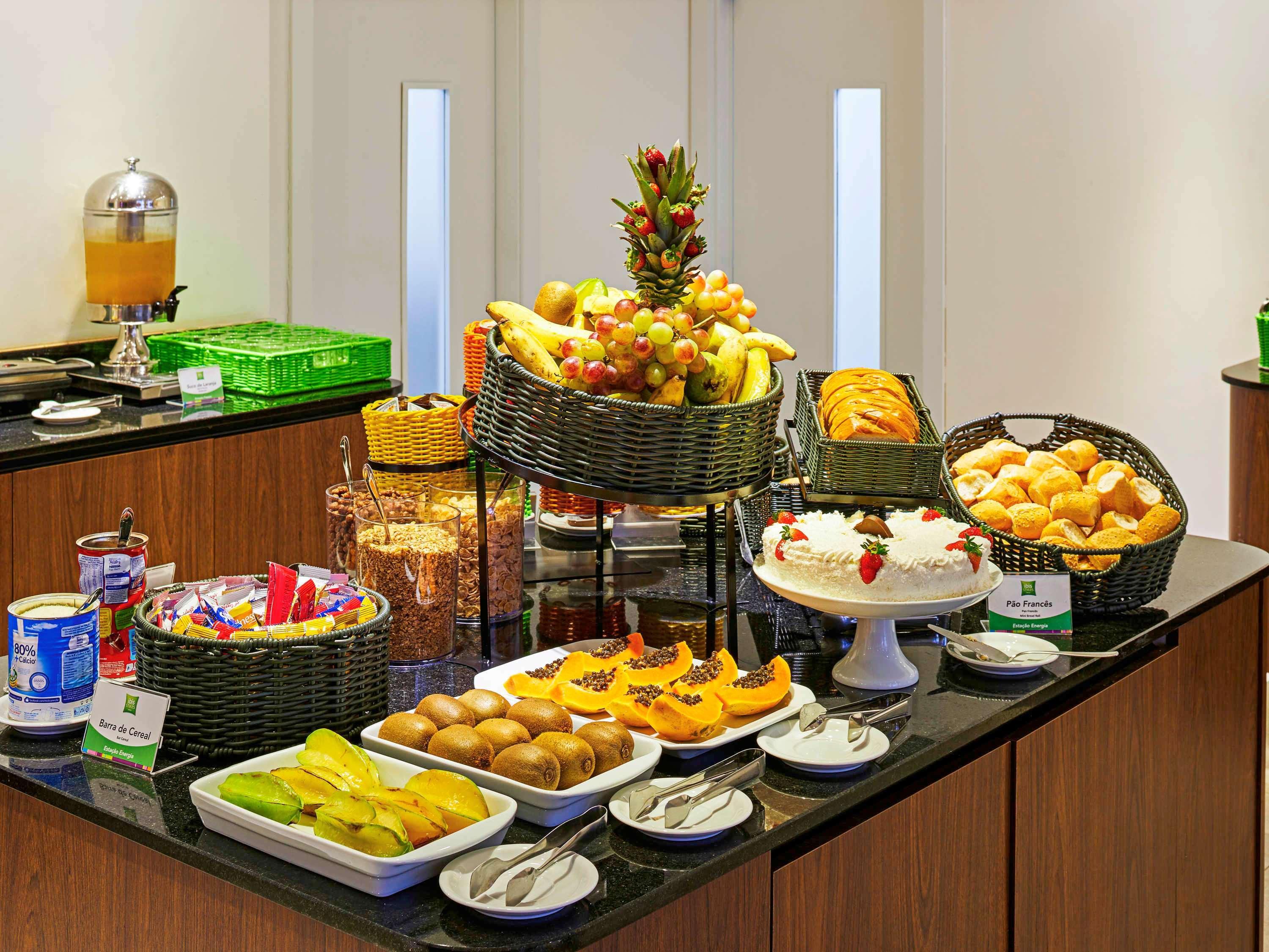 ホテル Ibis Styles Balneario Camboriu - 1 Quadra Do Mar エクステリア 写真