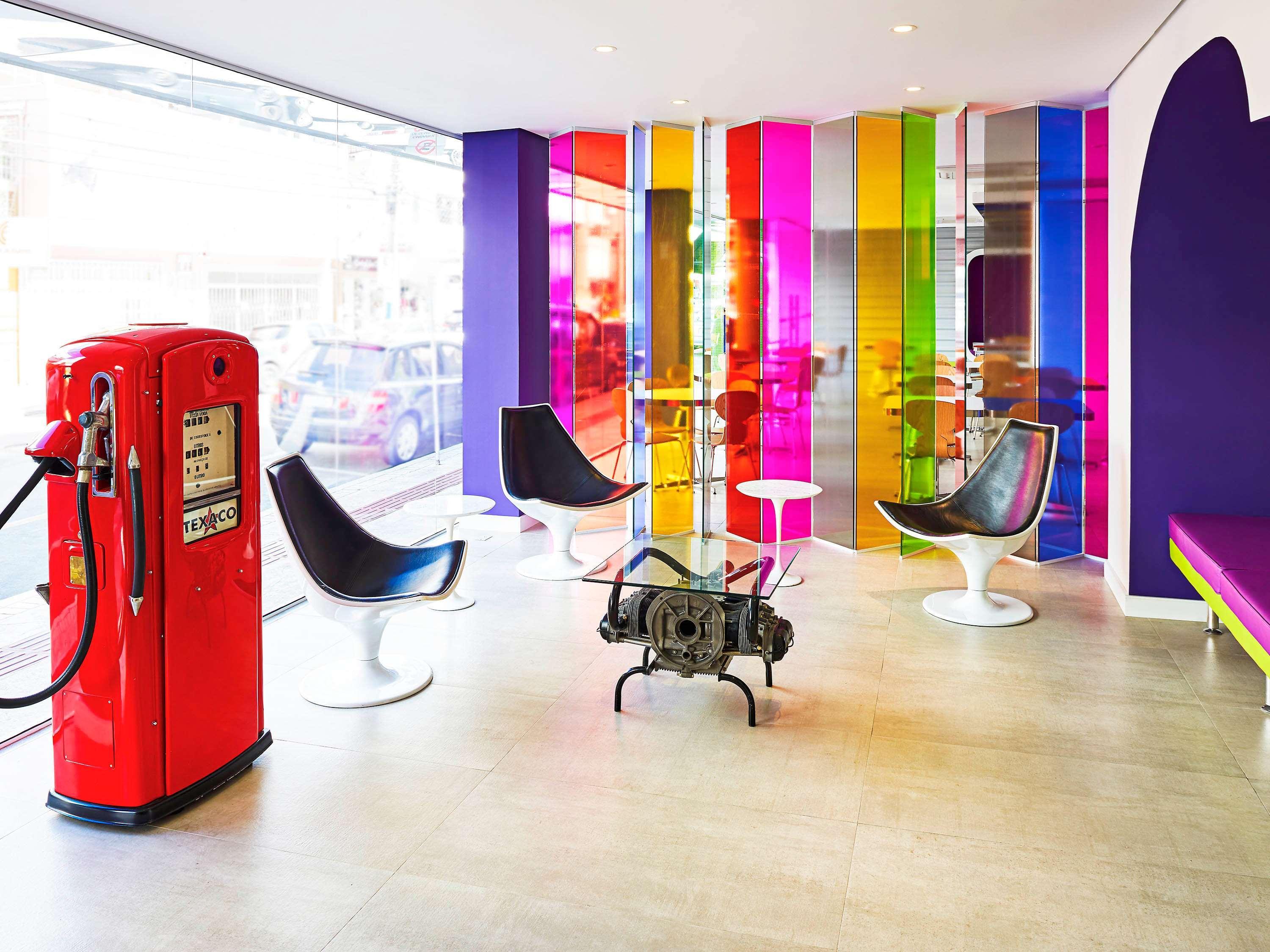 ホテル Ibis Styles Balneario Camboriu - 1 Quadra Do Mar エクステリア 写真